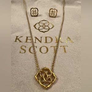 Kendra Scott Dira Pendant Necklace and Matching Earrings in 18K Gold Vermeil